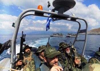 Εντυπωσίασαν & οι Εθνοφύλακες της ν. Σάμου στην Παρέλαση της 25ης Μαρτίου