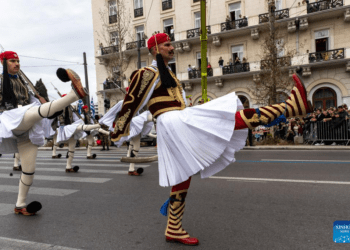 Εντυπωσίασαν οι  Έλληνες Εύζωνοι τους Κινέζους και …Έγιναν Viral στα Διεθνή ΜΜΕ!!!