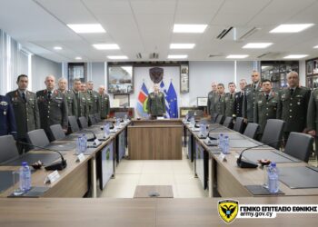 H πρώτη συνεδρίαση του Ανώτατου Συμβουλίου της Εθνικής Φρουράς (ΑΣΕΦ),