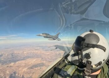 Προκαλεί η Τουρκία με αεροπορικές ασκήσεις νότια της Κύπρου εν μέσω Πενταμερούς