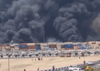 Τουλάχιστον 281 είναι οι τραυματίες από την ισχυρή έκρηξη σε λιμάνι του Ιράν (video)