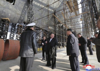 Στα σκαριά το μεγαλύτερο πολεμικό πλοίο της Βόρειας Κορέας