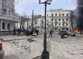 Απάνθρωπη ρωσική επίθεση κατά Αμάχων στη Σούμι …32 νεκροί και 100 τραυματίες