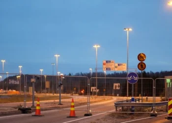 WSJ: Ρωσία συγκεντρώνει δυνάμεις στα σύνορα με Φινλανδία – Σενάρια για σύγκρουση με ΝΑΤΟ