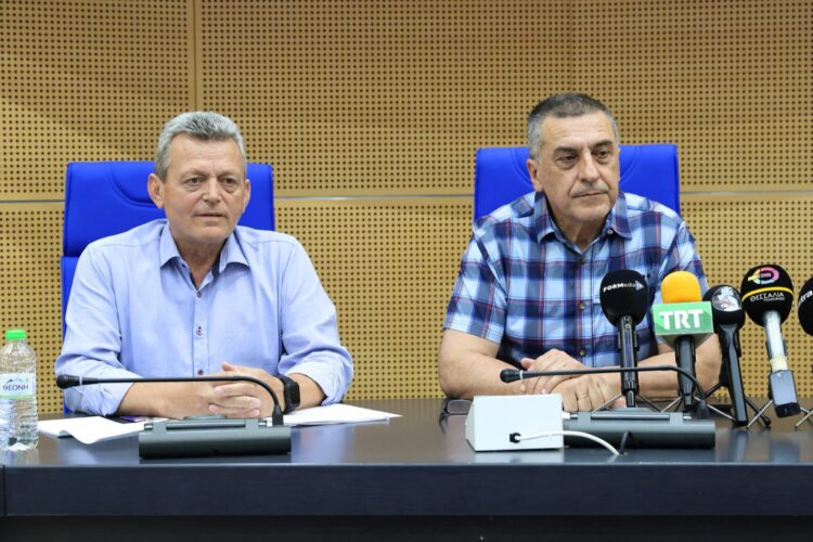 Με συγκίνηση και δάκρυα στα μάτια…Αποχώρησε ο Στρατηγός Λεοντάρης (video)