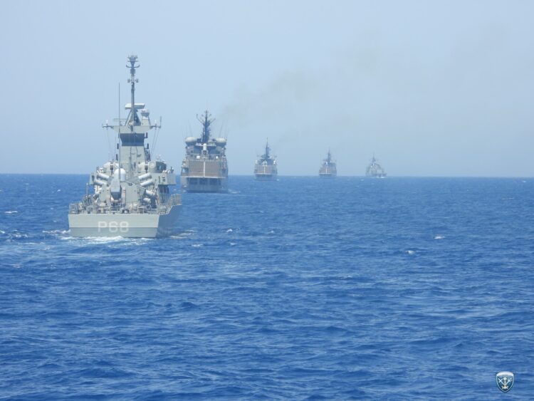 Νύχτα βγήκε και απλώθηκε ο Στόλος σε ολάκερο το Αιγαίο…Εθνική Άσκηση «ΚΑΤΑΙΓΙΣ 25»