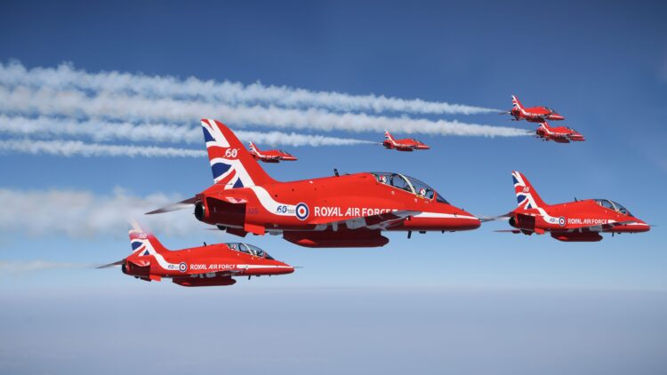 Διέλευση των Red Arrows της RAF …Κατά την 84ης Επετείου της Μάχης της Κρήτης