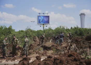 Ισραήλ προς Χούθι: «Θα απαντήσουμε επτά φορές πιο σκληρά» μετά το χτύπημα στο αεροδρόμιο Μπεν Γκουριόν