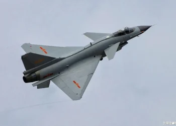 Πακιστάν: Μαχητικό J-10 κατέρριψε δύο ινδικά Rafale – Ανησυχία για σύρραξη με φόντο κινεζική τεχνολογία