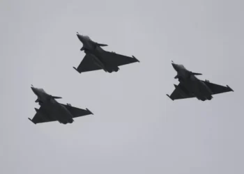 Ιράν: «Καταρρίψαμε δύο ισραηλινά μαχητικά» – To Ισραήλ αρνείται την κατάρριψη