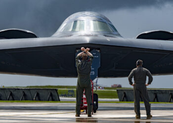 Bομβάρδισαν οι ΗΠΑ με Β-2 GBU-57 και Πυραύλους Τόμαχώκ στο Ιράν!!