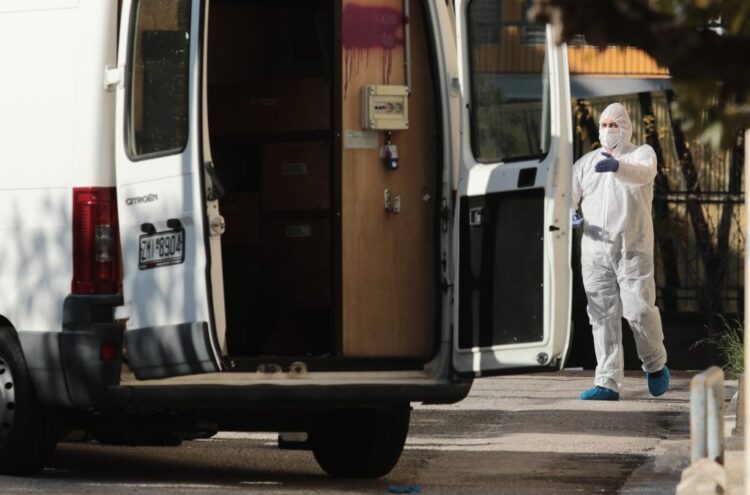 Εκρηκτικά τύπου C-4 εντοπίστηκαν στην Πανεπιστημιούπολη του Ζωγράφου.