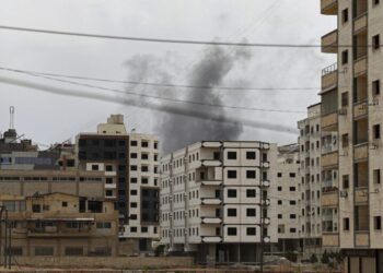 Ισραηλινοί βομβαρδισμοί στη Συρία μετά από εκτοξεύσεις ρουκετών – Η Δαμασκός αρνείται κάθε ευθύνη