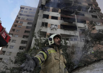 Al Jazeera: Ισχυρές εκρήξεις στην Τεχεράνη – Νέος γύρος Ισραηλινών επιθέσεων