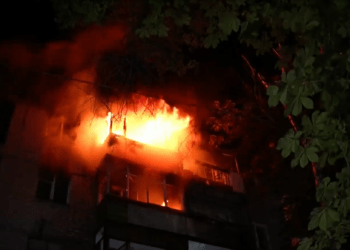 Ολονύχτιο ρωσικό σφυροκόπημα με εκατοντάδες drones – Μόσχα προς Κίεβο: «Αποδεχτείτε τους όρους ή χάστε κι άλλα εδάφη»