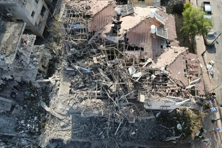 Το Ιράν απειλεί ευθέως με χτυπήματα σε αμερικανικές βάσεις – Στο κόκκινο η σύγκρουση με το Ισραήλ