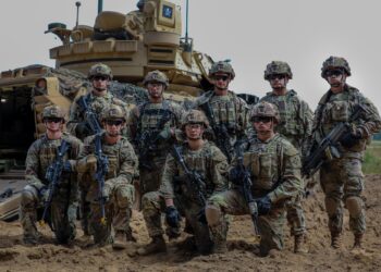 Προετοιμασία πολέμου; Οι ΗΠΑ επανατοποθετούν στρατεύματα και αεροσκάφη εν μέσω κλιμάκωσης – Περιορισμένη πρόσβαση στη βάση Αλ Ουντέιντ