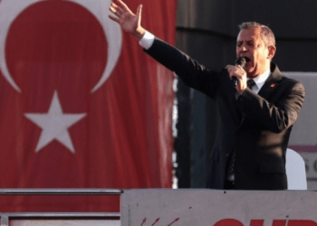 Τουρκία: Εισαγγελική έρευνα σε βάρος του Οζγκιούρ Οζέλ για απειλές σε εισαγγελέα