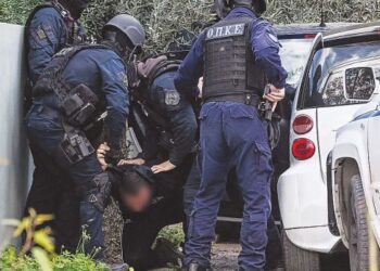 Καταδίωξη και σύλληψη τριών Ρομά…Στην περιοχή του Καπανδριτίου,