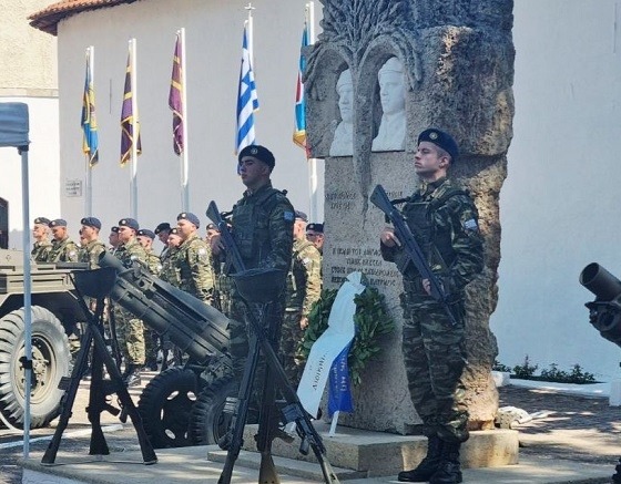Tιμήθηκαν οι Εβρίτες καταδρομείς που έχασαν τη ζωή τους στην Κύπρο.