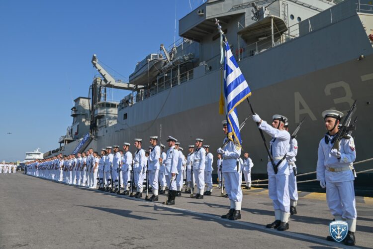 Τελετή  απόπλου του ετήσιου (ΘΕΠ) της ΣΝΔ