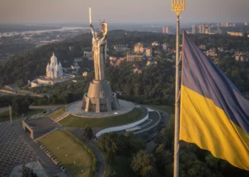 Το Κίεβο ανοίγει δίαυλο για ειρηνευτικές συνομιλίες με τη Μόσχα – «Έτοιμοι για διάλογο χωρίς όρους» δηλώνει ο Ουκρανός ΥΠΕΞ
