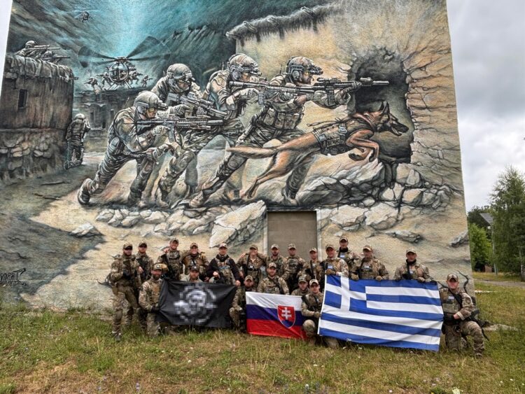 Διμερής Συνεκπαίδευση Ελλάδας – Σλοβακίας: Δυνάμεις Ειδικών Επιχειρήσεων σε κοινές αποστολές υψηλής έντασης