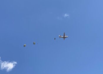 Περήφανοι νέοι Αλεξιπτωτιστές στην έδρα της ΣΧΑΛ – Ολοκληρώθηκε το Σχολείο Βασικής Εκπαίδευσης Αλεξιπτωτιστή