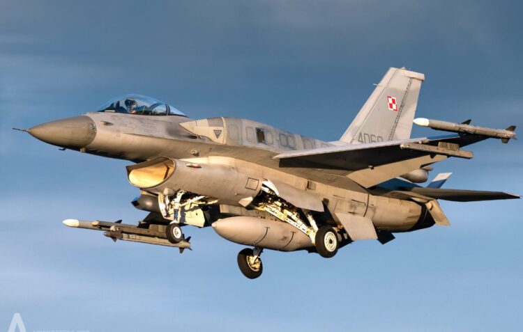 Σε συναγερμό τέθηκε η πολωνική αεροπορία τα ξημερώματα !!