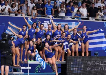 Η Ελλάδα θριαμβευτικά στην κορυφή του κόσμου!