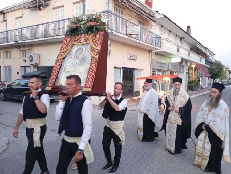 Με λαμπρότητα, ευλάβεια και συμμετοχή πλήθους πιστών…Προς τιμή της Παναγιάς της Πορταΐτισσας,