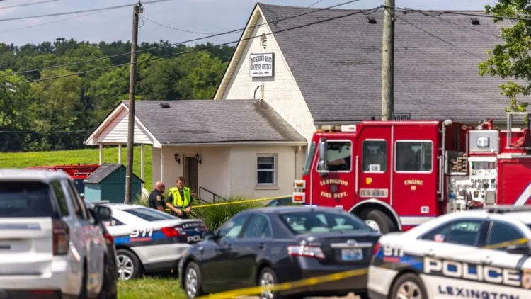 Αιματοκύλισμα σε εκκλησία στο Κεντάκι: Δύο γυναίκες νεκρές, πολλοί τραυματίες – Νεκρός ο δράστης