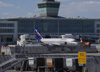 Ρωσία: Χάκερ ανέλαβαν την ευθύνη για κυβερνοεπίθεση στην Aeroflot – Τουλάχιστον 40 πτήσεις ακυρώθηκαν