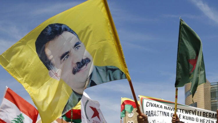 To (PKK) ζητά την απελευθέρωση του ιστορικού ηγέτη του, του Αμπντουλάχ Οτσαλάν,