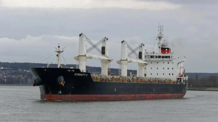 Ερυθρά Θάλασσα: Αγνοείται Έλληνας ένοπλος φρουρός – Τέσσερις νεκροί από την επίθεση Χούθι στο Eternity C