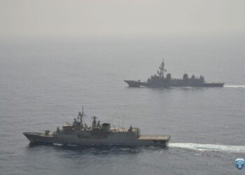 Συνεκπαίδευση της φρεγάτας ΨΑΡΑ, με το αντιτορπιλικό HARUSAME των Ιαπωνικών Ναυτικών Δυνάμεων (φωτό)