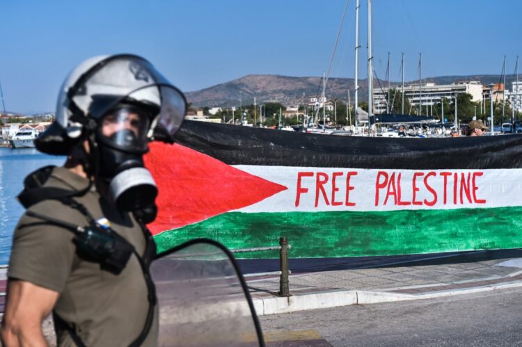 “Καρφιά Γεωργιάδη” για επιλεκτική τηνν ευαισθησία …Κάποιων κατά των Ισραηλινών τουριστών