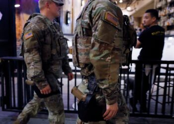 2.200 στρατιωτικοί της ειδικής δύναμης της Εθνοφρουράς των ΗΠΑ …Περιπολούν Οπλισμένοι  στην Ουάσιγκτον