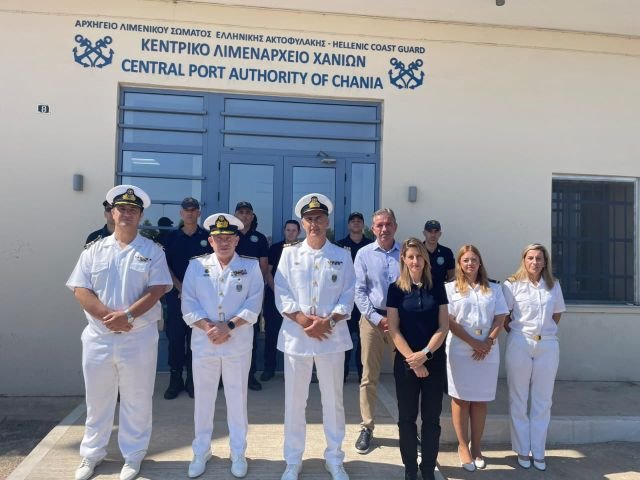 Ο Αρχηγός του Λιμενικού Σώματος – Ελληνικής Ακτοφυλακής (Λ.Σ.-ΕΛ.ΑΚΤ…Στην Κρήτη