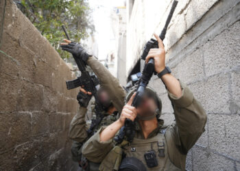 Μάχες της Χαμάς με Κομάντος του Ισραήλ  στη Λωρίδα της Γάζας(video)