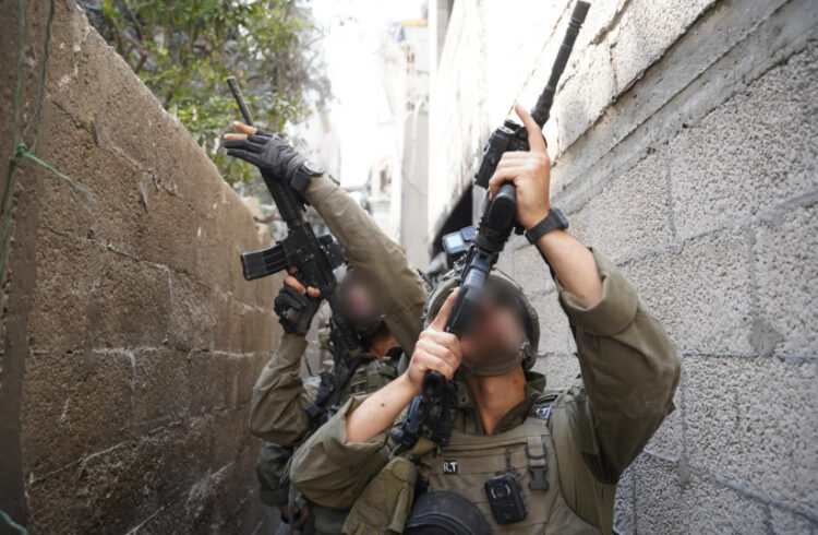 Μάχες της Χαμάς με Κομάντος του Ισραήλ  στη Λωρίδα της Γάζας(video)