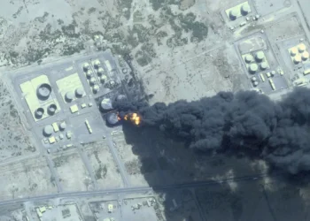 Φωτιά σε διυλιστήριο του Βόλγκογκραντ μετά από ουκρανική επίθεση drone