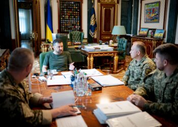 Ζελένσκι: «Ανάγκη ενίσχυσης του μετώπου σε Ντονέτσκ και Ζαπορίζια» – Επείγουσα επιτάχυνση στις εγγυήσεις ασφαλείας