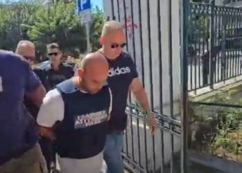 Στον εισαγγελέα και τον ανακριτή οδηγήθηκε ο 40χρονος συζυγοκτόνος.