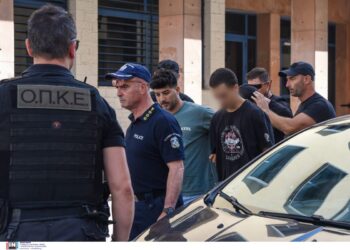 Ντροπή σου» ρε … «Κάψατε την Πάτρα» (video)