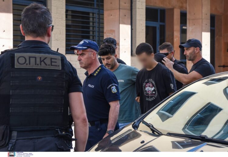 Ντροπή σου» ρε … «Κάψατε την Πάτρα» (video)