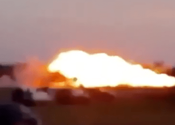 Πολωνία: Συντριβή F-16 κατά τη διάρκεια δοκιμών – Νεκρός ο πιλότος ενόψει αεροπορικής επίδειξης