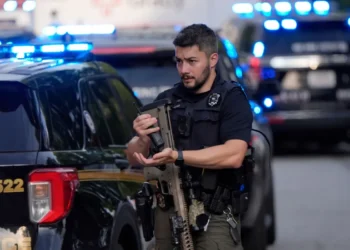 Μακελειό στην Ατλάντα: Ένοπλος σκότωσε αστυνομικό έξω από τα κεντρικά του CDC – Δραματική εκκένωση παιδικού σταθμού