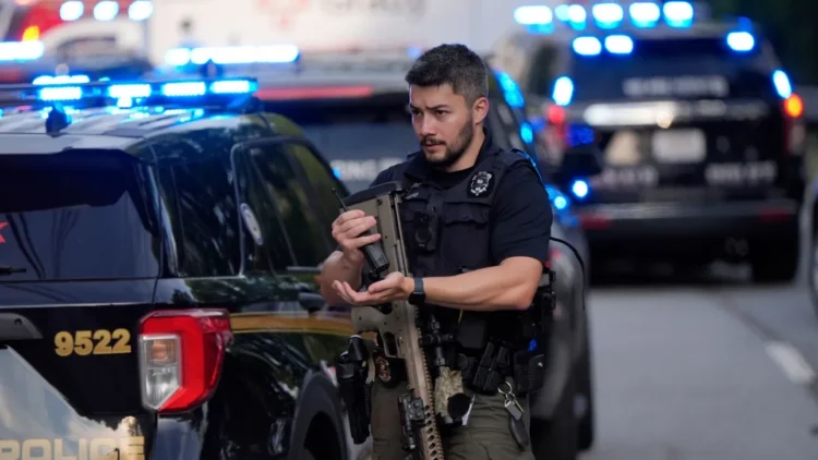 Μακελειό στην Ατλάντα: Ένοπλος σκότωσε αστυνομικό έξω από τα κεντρικά του CDC – Δραματική εκκένωση παιδικού σταθμού