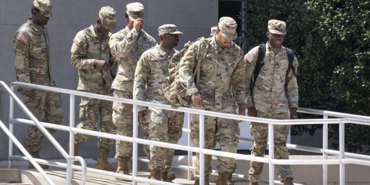 ΗΠΑ: 800 μέλη της Εθνοφρουράς στην Ουάσινγκτον με εντολή Τραμπ για «εκκαθάριση» της πόλης